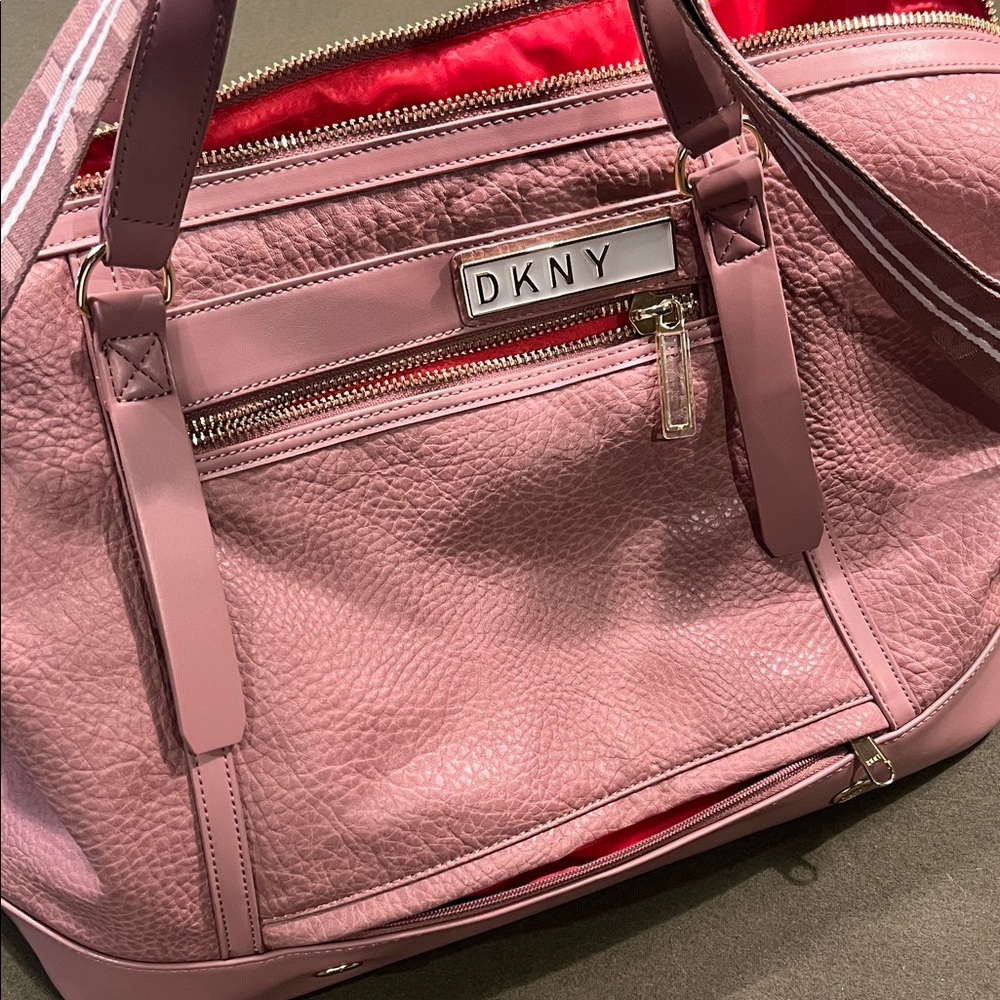 DKNY Mauve Tote with Bold Red Lining - Picture 5 of 6